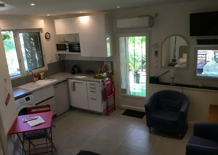 Les Terrasses Sur Bed & Breakfast Ollioules