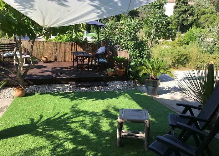 Les Terrasses Sur Bed & Breakfast