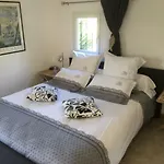 לינה וארוחת בוקר Les Terrasses Sur אוליאולה