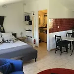 Les Terrasses Sur לינה וארוחת בוקר אוליאולה