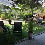 Les Terrasses Sur לינה וארוחת בוקר 4*