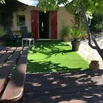 Les Terrasses Sur לינה וארוחת בוקר אוליאולה