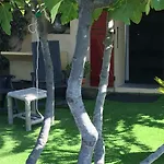לינה וארוחת בוקר Les Terrasses Sur 4*