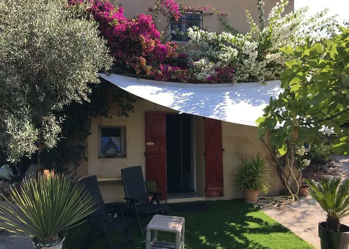 Oda ve Kahvaltı Les Terrasses Sur Ollioules